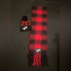 Victoria SECRET HAT/SCARF SET